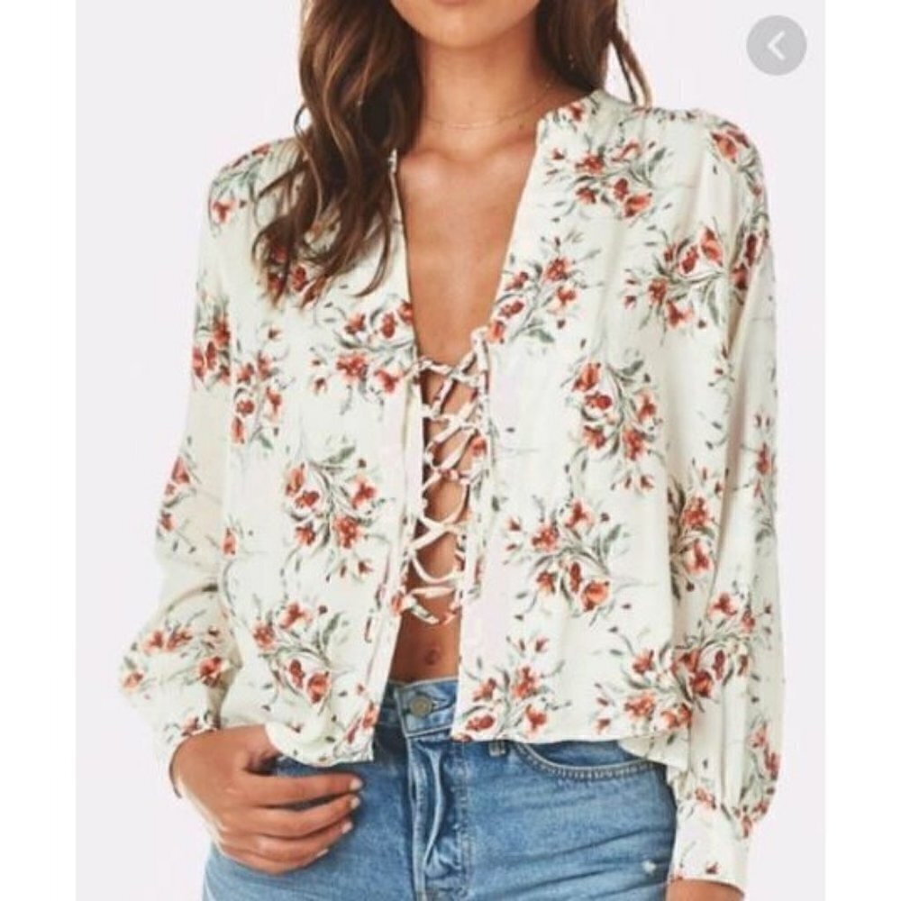 New Flynn Skye Get Away Blouse Womens XS Day Desire Lace Front Top LS Floral